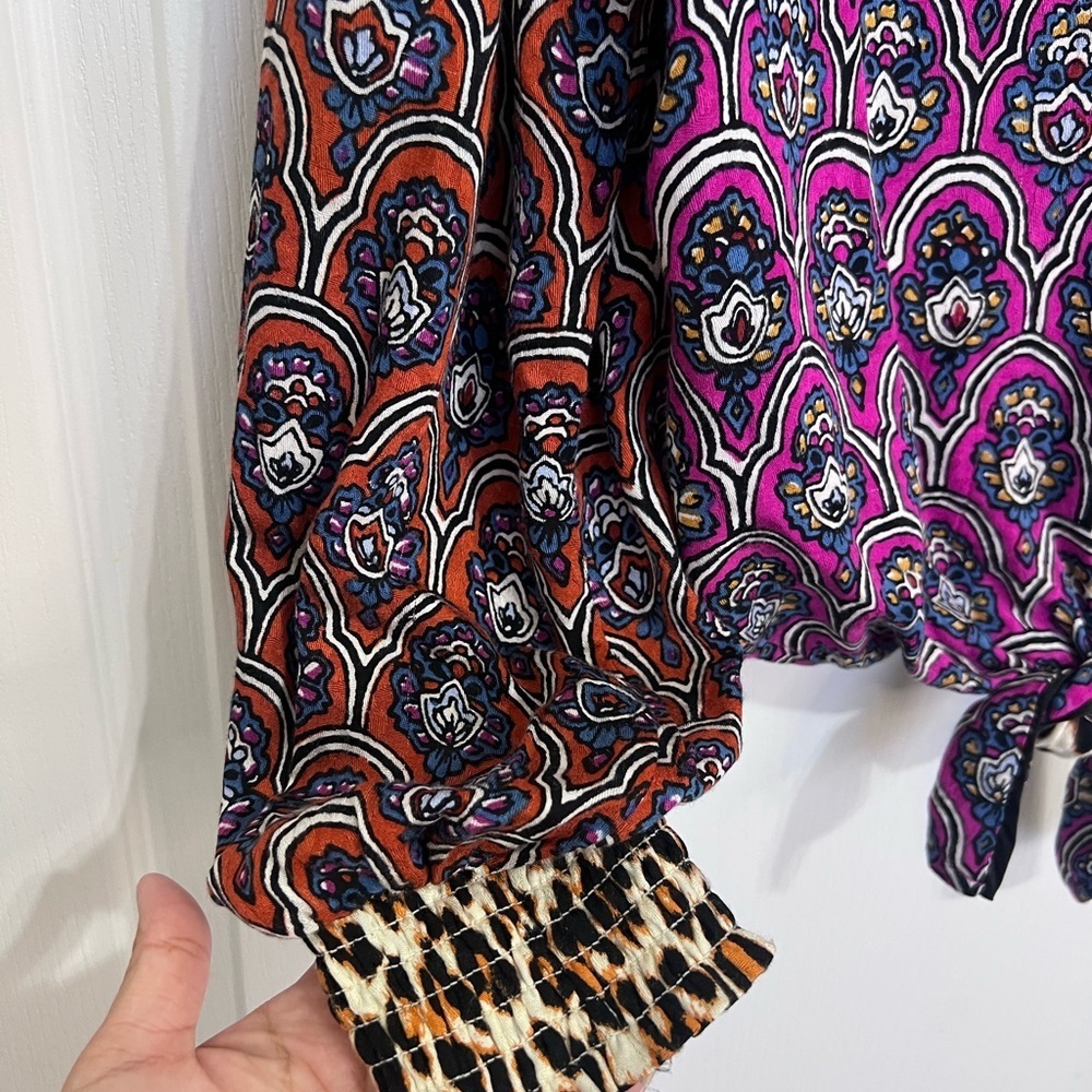 Anthropologie Patterned long sleeves paisley print and leopard collar Top size M - Picture 13 of 15